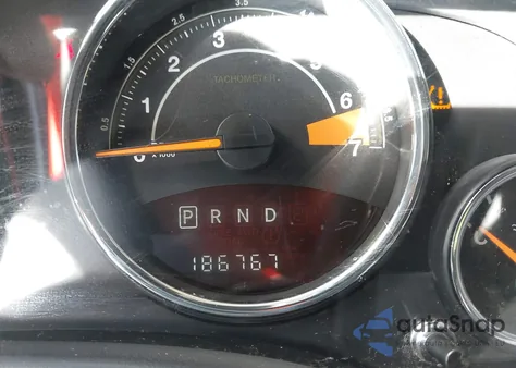 2016 Jeep Compass Latitude из США, поврежденный, VIN 1C4NJCEA9GD773946